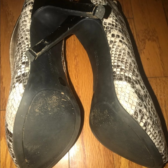 BCBGeneration Snakeskin Peep Hole High Heels Shoes - Picture 3 of 8